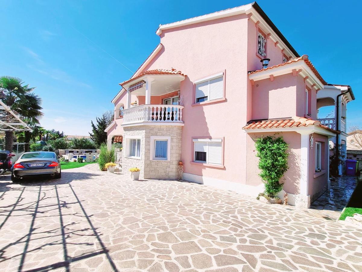 Apartment Villa Engel With Pool Poreč Exterior foto